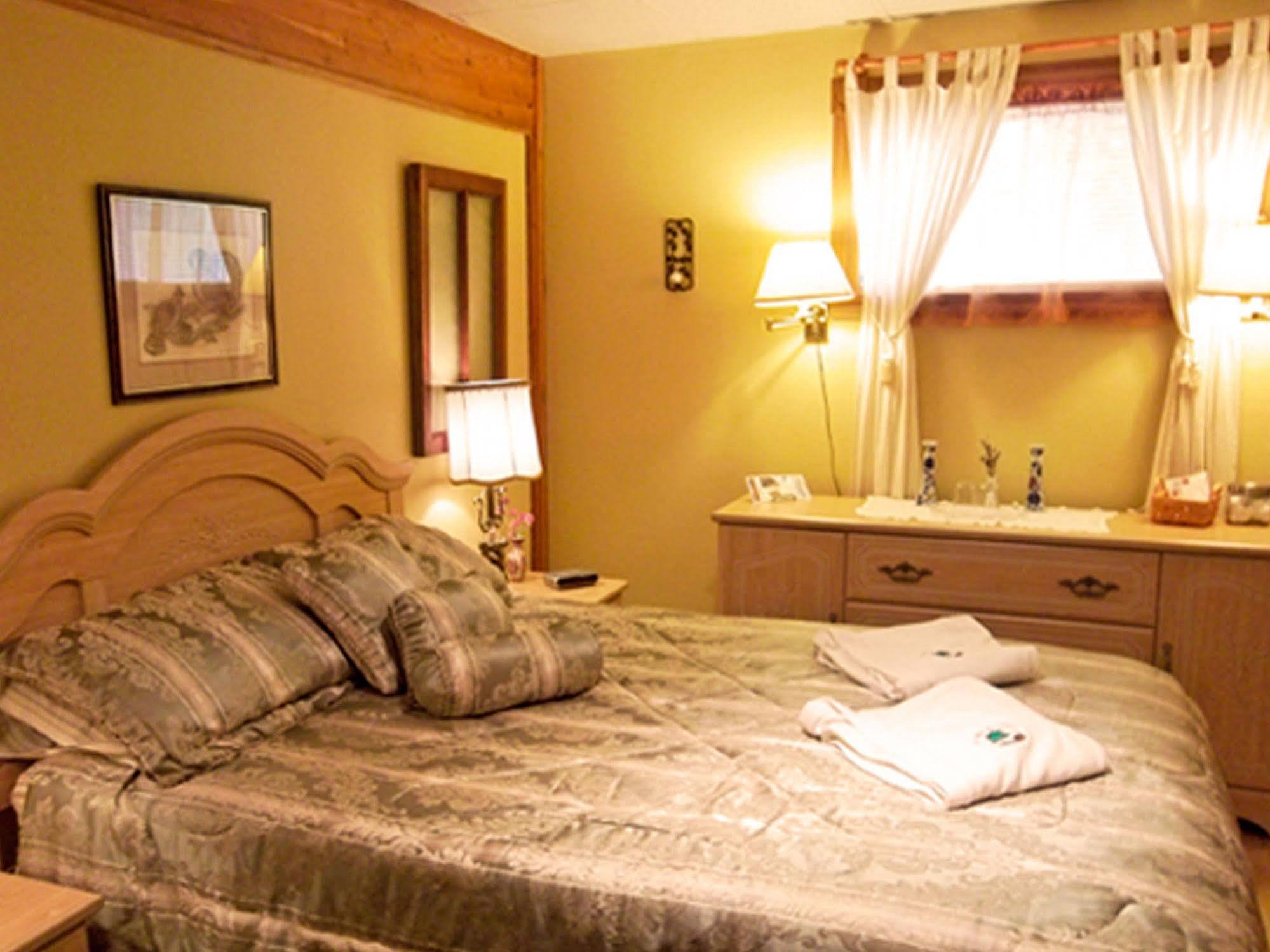 ריבייר-דו-לופ Gite La Halte Du Verger Bed And Breakfast מראה חיצוני תמונה